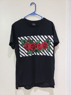 KRISP black, embroidered rose, graphic tee, size large